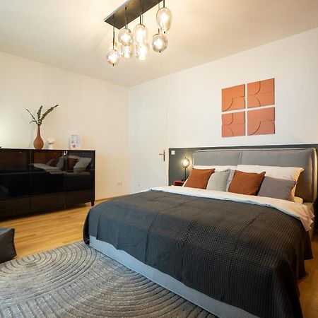 Bright Stylish Apartment With A Huge Terrace In A Top Location Viena Exterior foto